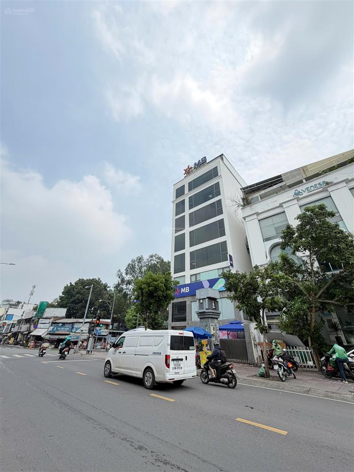 Cho thuê tòa nhà nguyễn thông quận 3, 16x33m, 1 hầm trệt 2 lầu, kinh doanh đa ngành