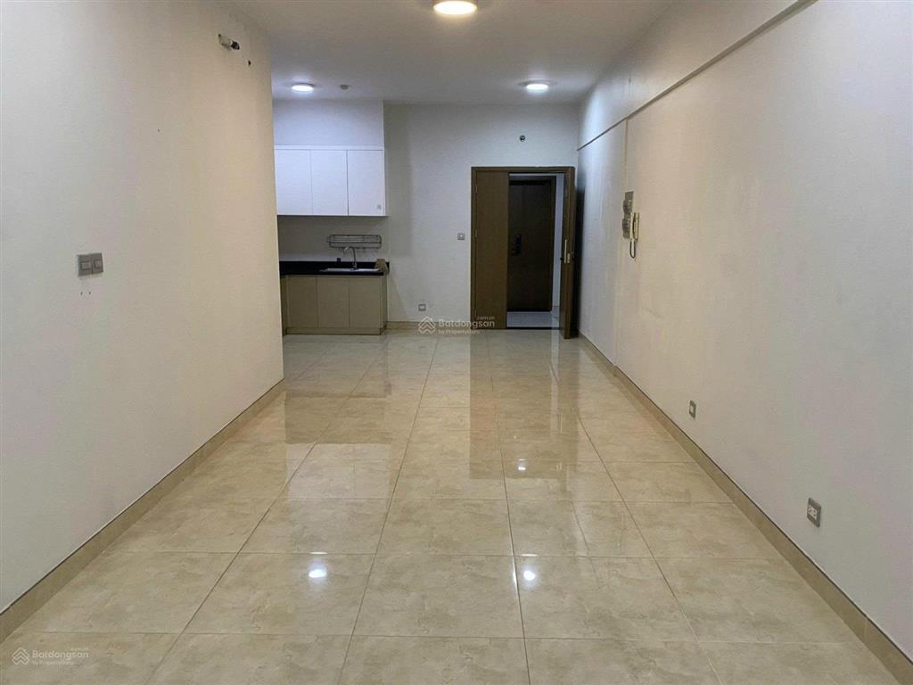 Cần bán căn 3pn  94m2  full nt  giá 4.85 tỷ view sông đông nam