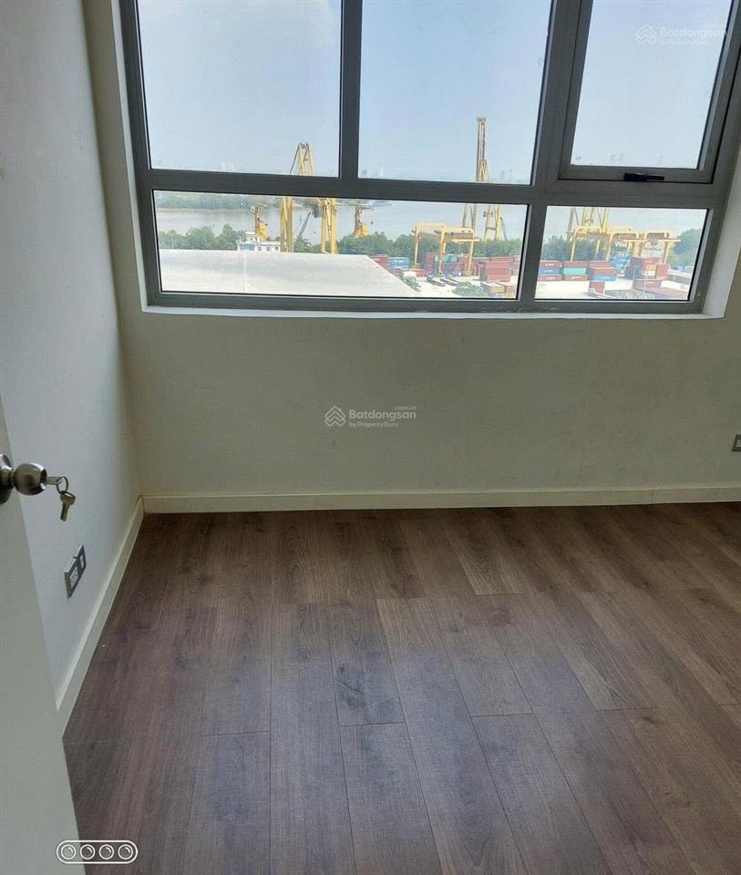 Cần bán căn 3pn  84m2  full nt  giá 4,5 tỷ