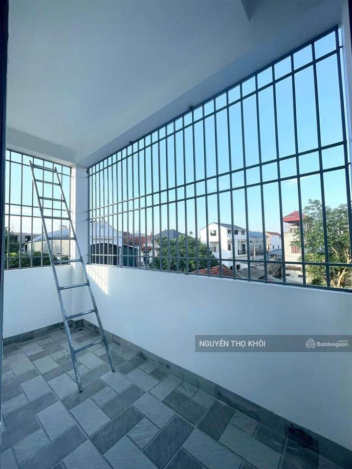Chỉ hơn 4 tỷ có ngay căn 4tx33m2 ôtô sát nhà 40m ra trục chính ôtô tránh. nhà cuối kđt thanh hà