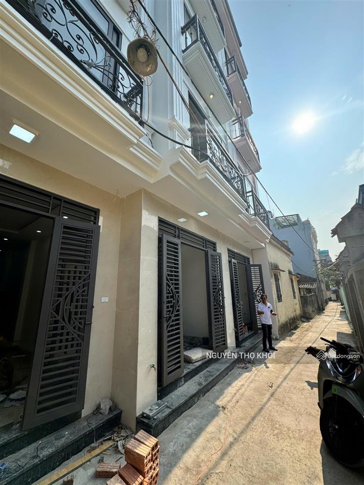 Chỉ hơn 4 tỷ có ngay căn 4tx33m2 ôtô sát nhà 40m ra trục chính ôtô tránh. nhà cuối kđt thanh hà