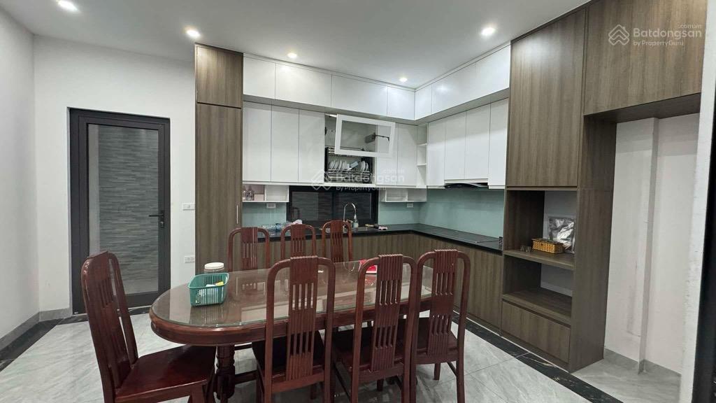 Bán nhà mp bạch mai 76m2 x 5 tầng, mt 5m, vỉa hè rộng, dòng tiền 65 tr/ tháng, giá 28 tỷ