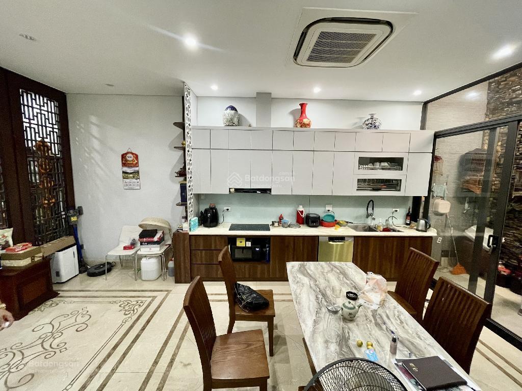 Nhà pl mới đẹp 60m2 x 7 tầng thang máy, gara ô tô, sát times city, giá 19 tỷ