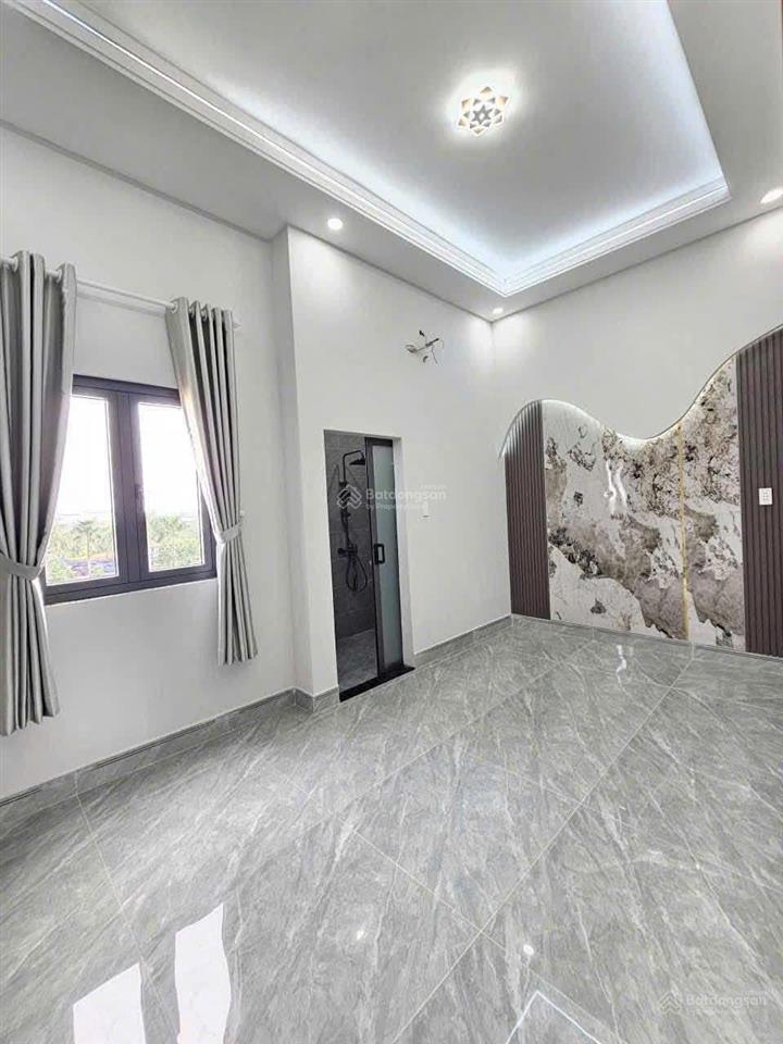 Chính chủ cần bán nhà phố mới 100% , full nội thất, ngân hàng hỗ trợ 70%.