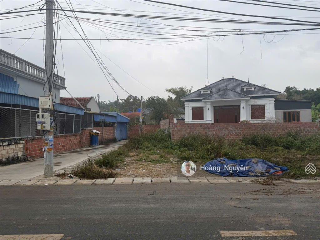 Bán gấp lô đất mặt đường nhựa liên khê, phường lưu kiếm 61m2 giá chỉ 960 triệu