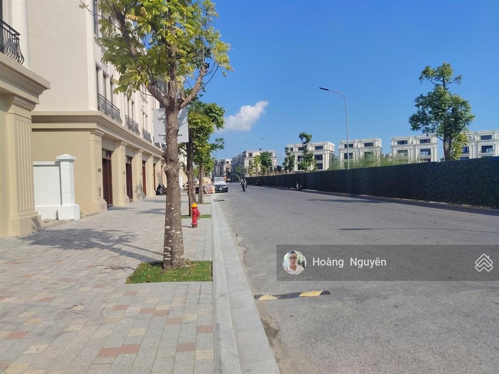Chuyển nhượng căn shophouse mặt đường tla đã hoàn thiện cơ bản chỉ việc về ở và kinh doanh