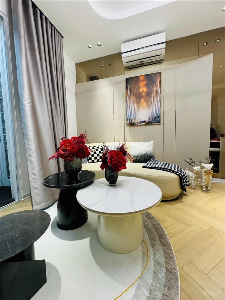 Bán chcc phương đông green park số 1 trần thủ độ. dt 80m2 2pn, full nội thất