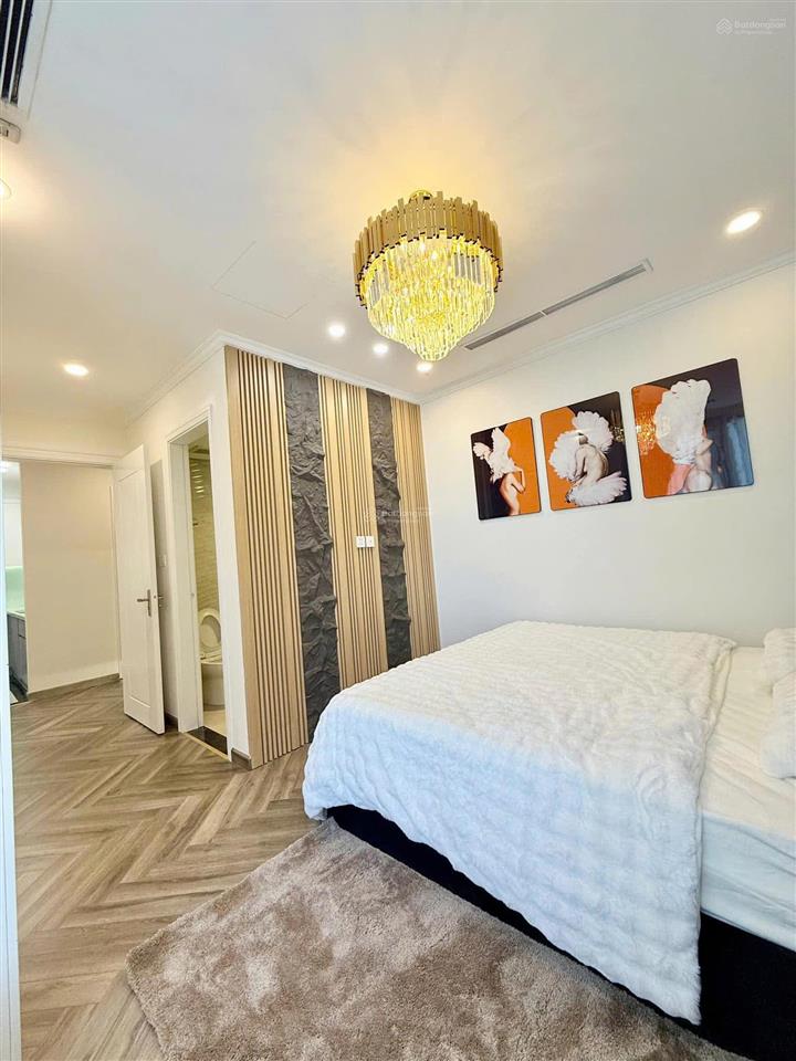 Bán chcc toà lilama 124 minh khai  dt 76m2 2pn. căn cực thoáng có ban công. cực hiếm