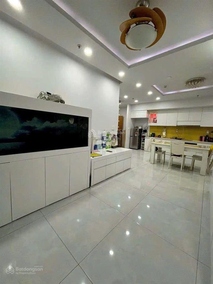 Bán gấp căn hộ chung cư tản đà court, 5,1 tỷ, 84m2, 2pn, 2wc, có sổ, quận 5, hcm,  0903 833 ***