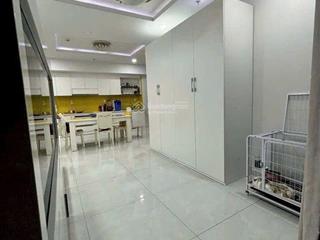 Bán gấp căn hộ chung cư tản đà court, 5,1 tỷ, 84m2, 2pn, 2wc, có sổ, quận 5, hcm,  0903 833 ***