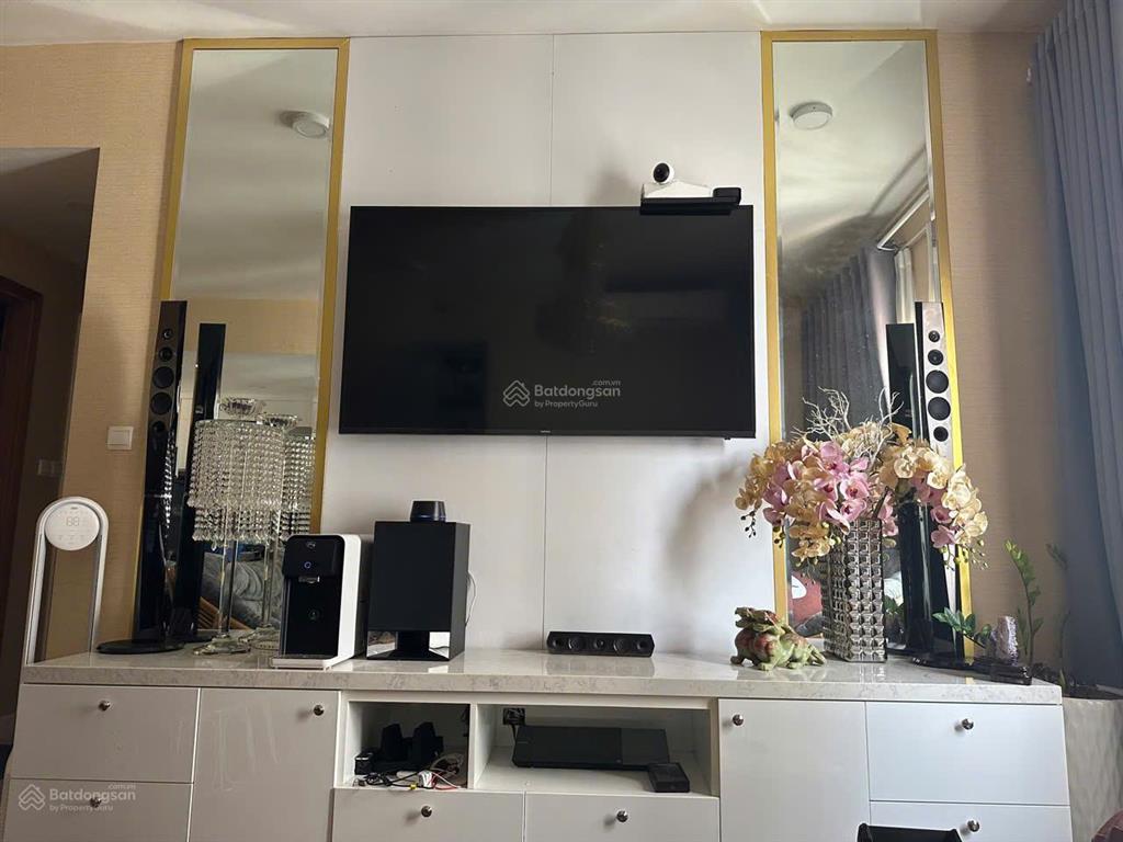 Bán căn hộ 167m2, 5pn, 4wc, có sổ hồng, tại lữ gia plaza, quận 11 giá ưu đãi 8,8 tỷ  0903 833 ***