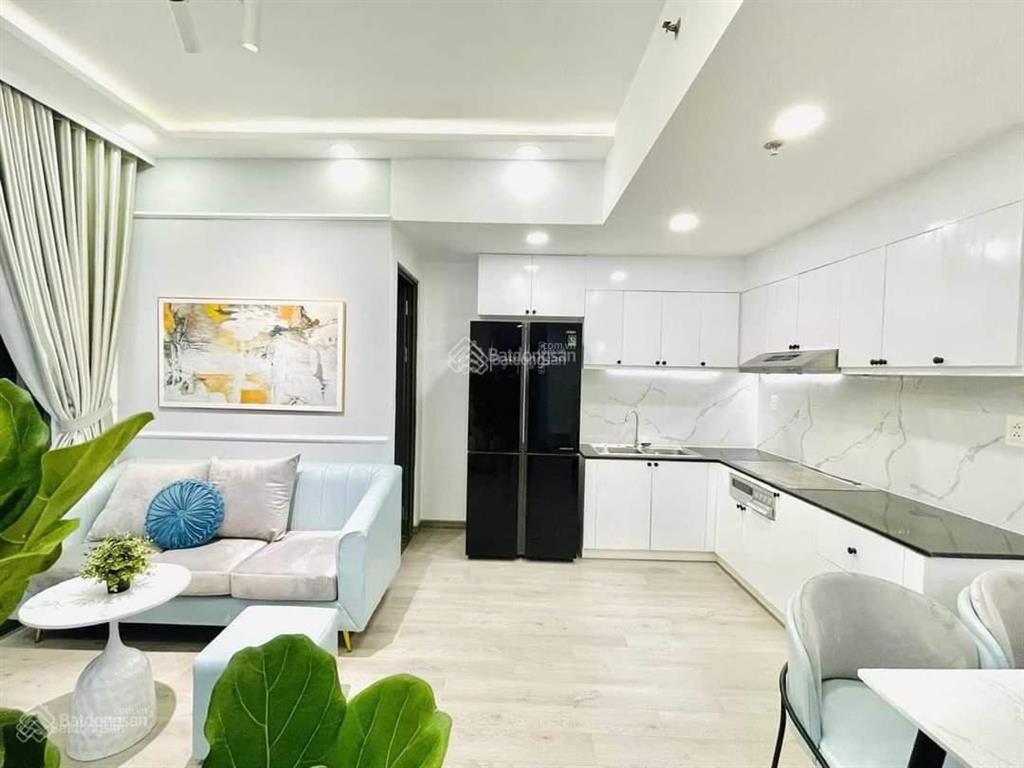 Chính chủ cần bán ch parkson hùng vương, q5, 132m2, 3pn, có suất đậu xe, giá 8.6tỷ,  0903 833 ***