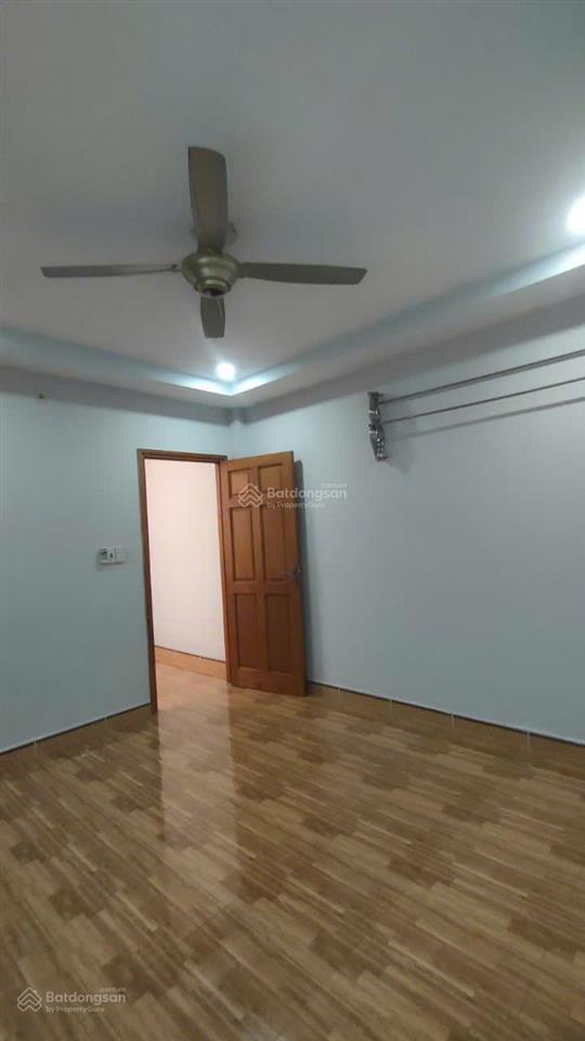 Bán gấp nhà mặt phố hà huy giáp, 6.5 tỷ, 4.5*11.15m, 4pn, 3wc, q12, sổ hồng chính chủ 0903 833 ***