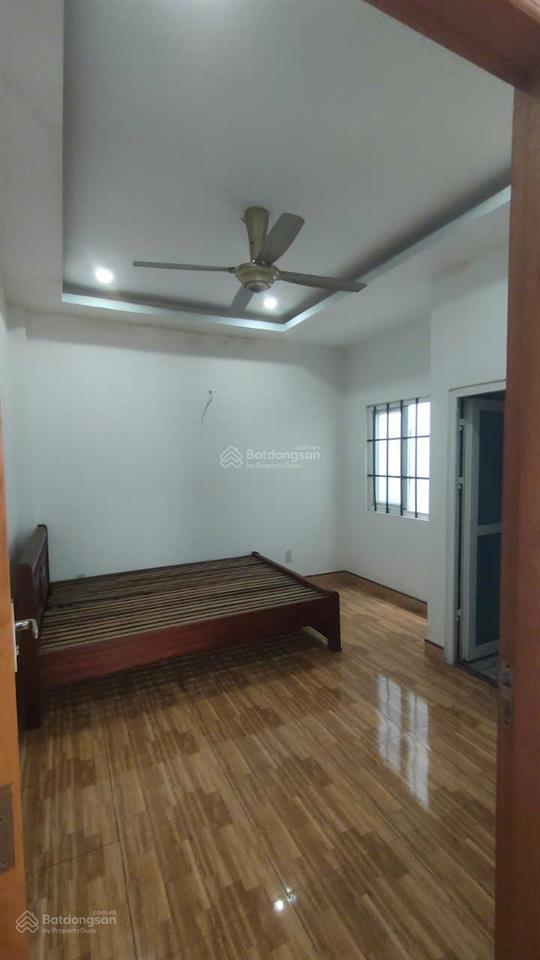 Bán gấp nhà mặt phố hà huy giáp, 6.5 tỷ, 4.5*11.15m, 4pn, 3wc, q12, sổ hồng chính chủ 0903 833 ***