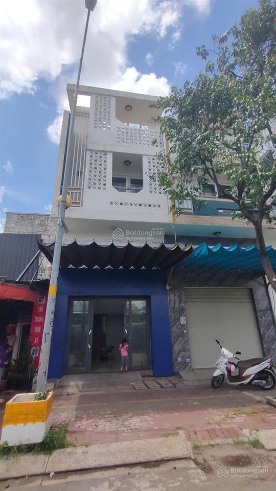 Bán gấp nhà mặt phố hà huy giáp, 6.5 tỷ, 4.5*11.15m, 4pn, 3wc, q12, sổ hồng chính chủ 0903 833 ***