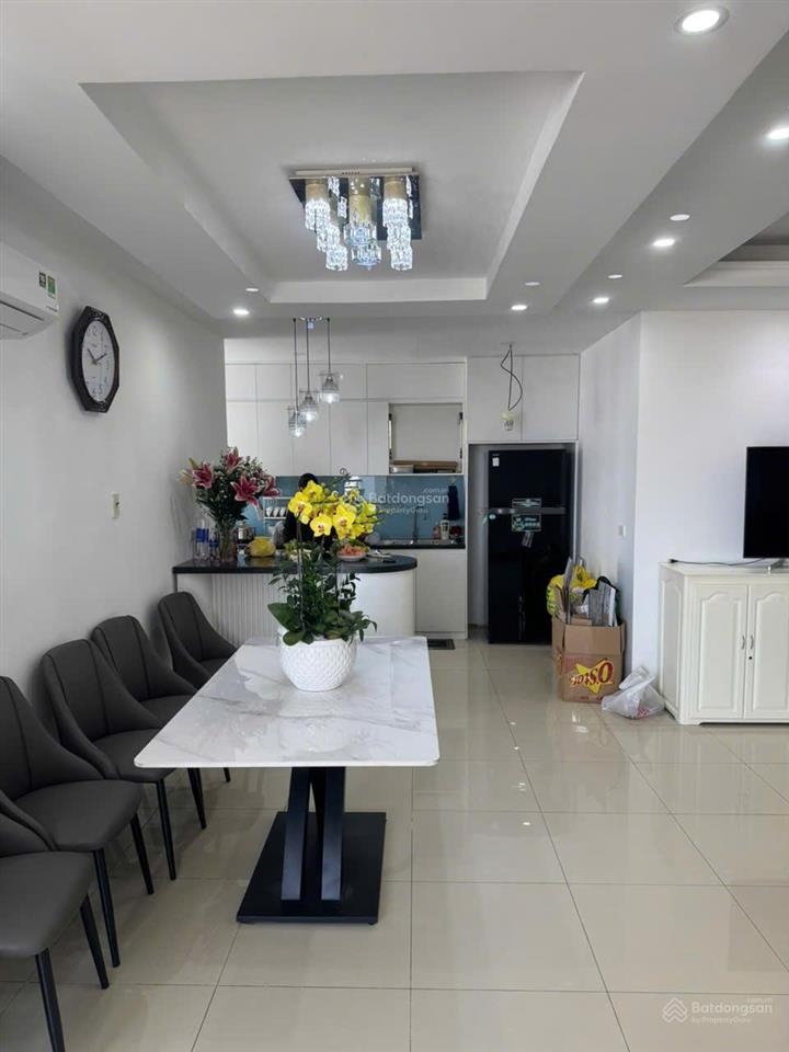 Bán căn hộ the flemington, 9,8 tỷ, 117m2, 3pn, căn góc, 3ban công, quận 11, tp.hcm,  0903 833 ***