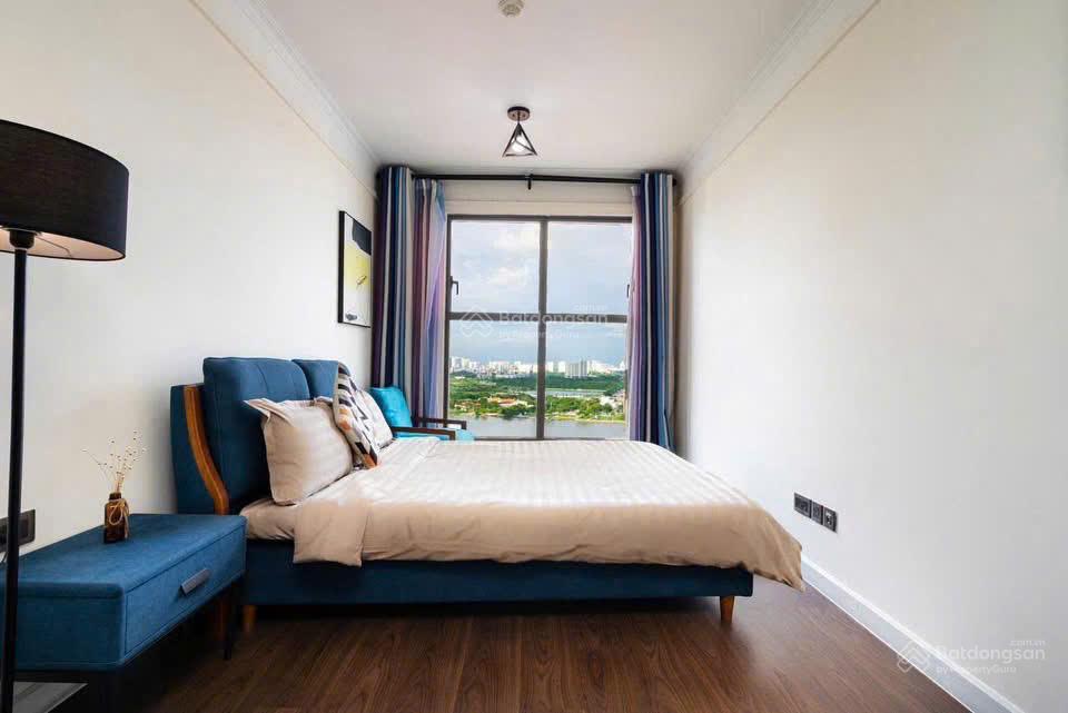 Cần bán gấp căn hộ carillon 1, hoàng hoa thám, tân bình, 95m2, 3pn, giá 6.25 tỷ,  0903 833 ***