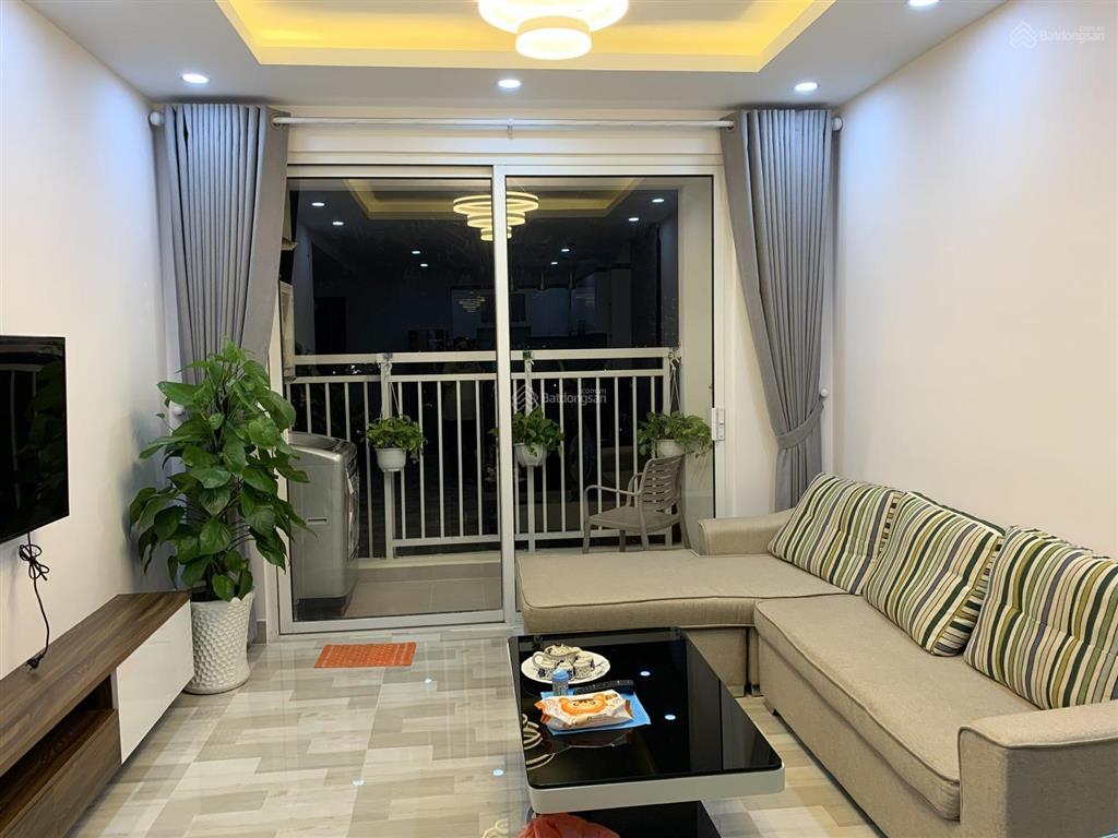 Cần bán gấp căn hộ chung melody, quận tân phú, 92m2, 3pn, giá 4.95 tỷ, view đẹp,  0903 833 ***