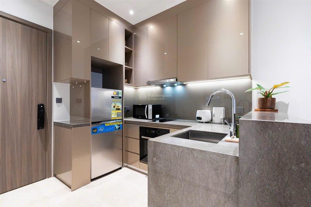 Cần bán gấp căn hộ the marq quận 1, dt 55m2, 1pn, tặng nt, giá bán nhanh 9 tỷ,  0903 833 ***
