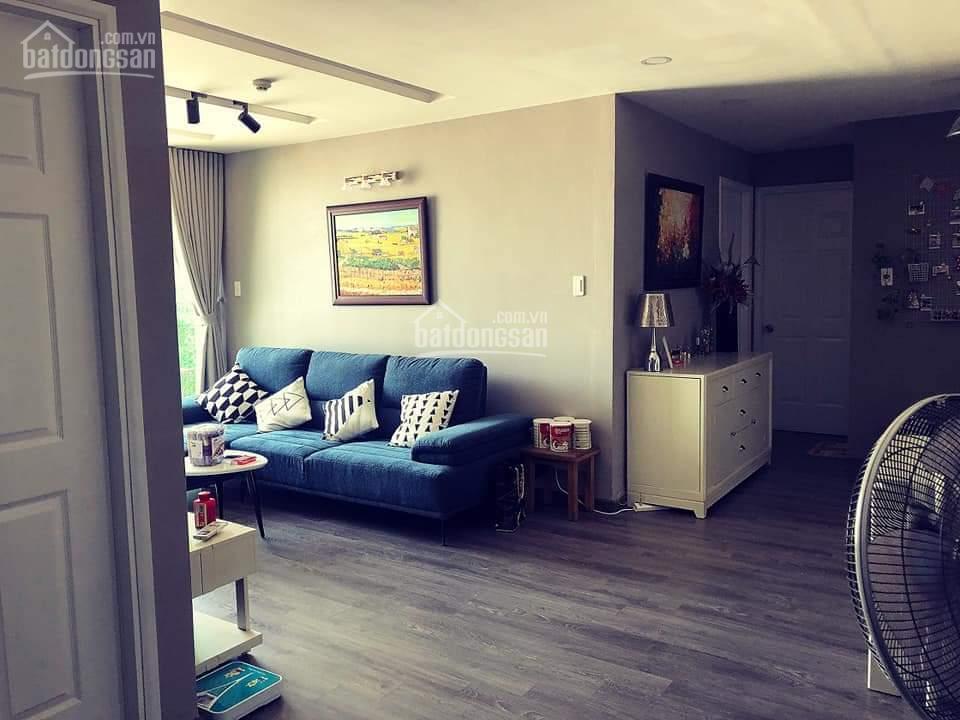 Cho thuê căn hộ hùng vương plaza, quận 5 132m2, 3pn, 3wc. giá thuê 20 triệu/tháng,  0903 833 ***
