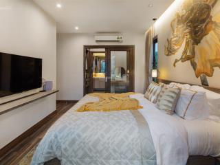 Bán căn hộ hùng vương plaza, quận 5. 132m2, 3pn, giá bán 8.920 tỷ, có sổ hồng,  0903 833 ***