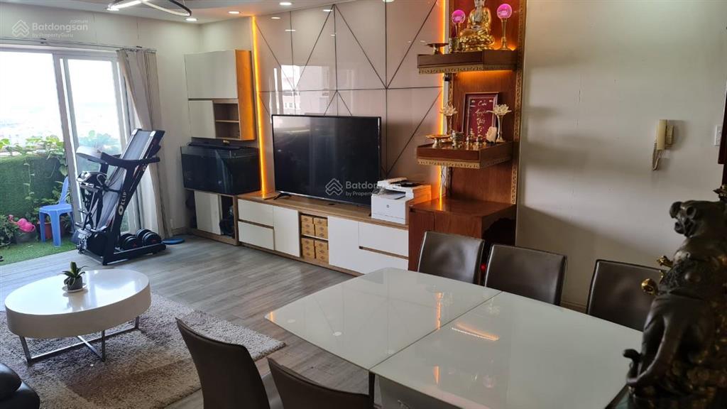 Cho thuê gấp căn hộ hùng vương plaza, quận 5, dt 120m2, 3pn, full nt, 18 triệu/tháng, 0936 822 ***
