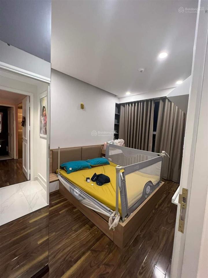 Bán gấp căn hộ melody, quận tân phú, 70m2, 2pn, full nội thất, giá bán 3.6 tỷ,  0903 833 ***
