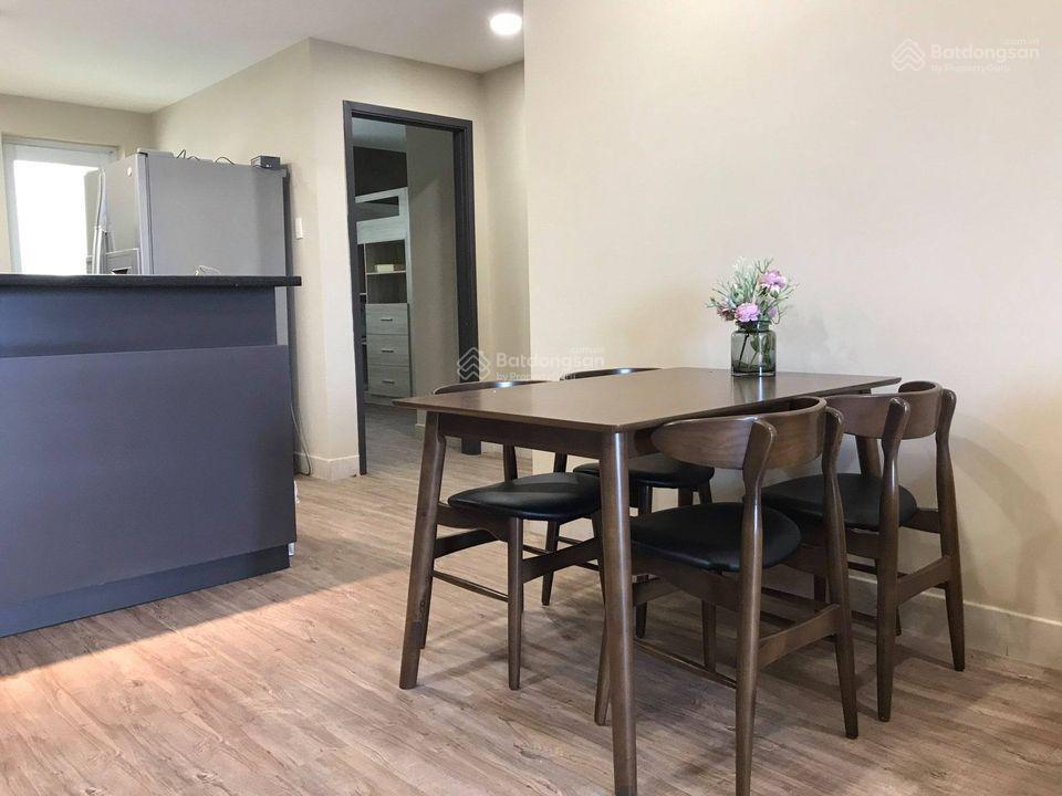 Bán gấp căn hộ hùng vương plaza, q5, dt 132m², 3pn, full nội thất, 9,250 tỷ, có sổ,  0903 833 ***
