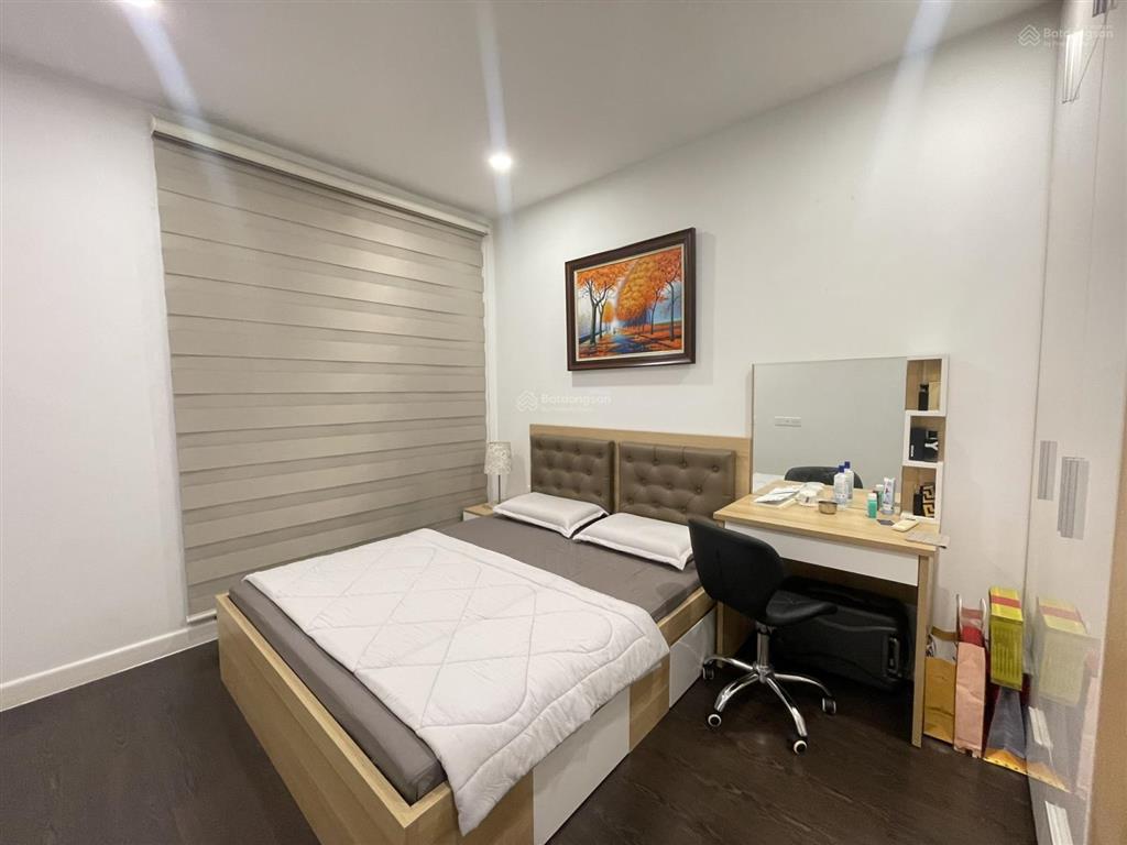 Chính chủ bán căn hộ kingston phú nhuận 80m2 2pn  giá 6.5 tỷ, đã có sổ, nhà đẹp,  0903 833 ***