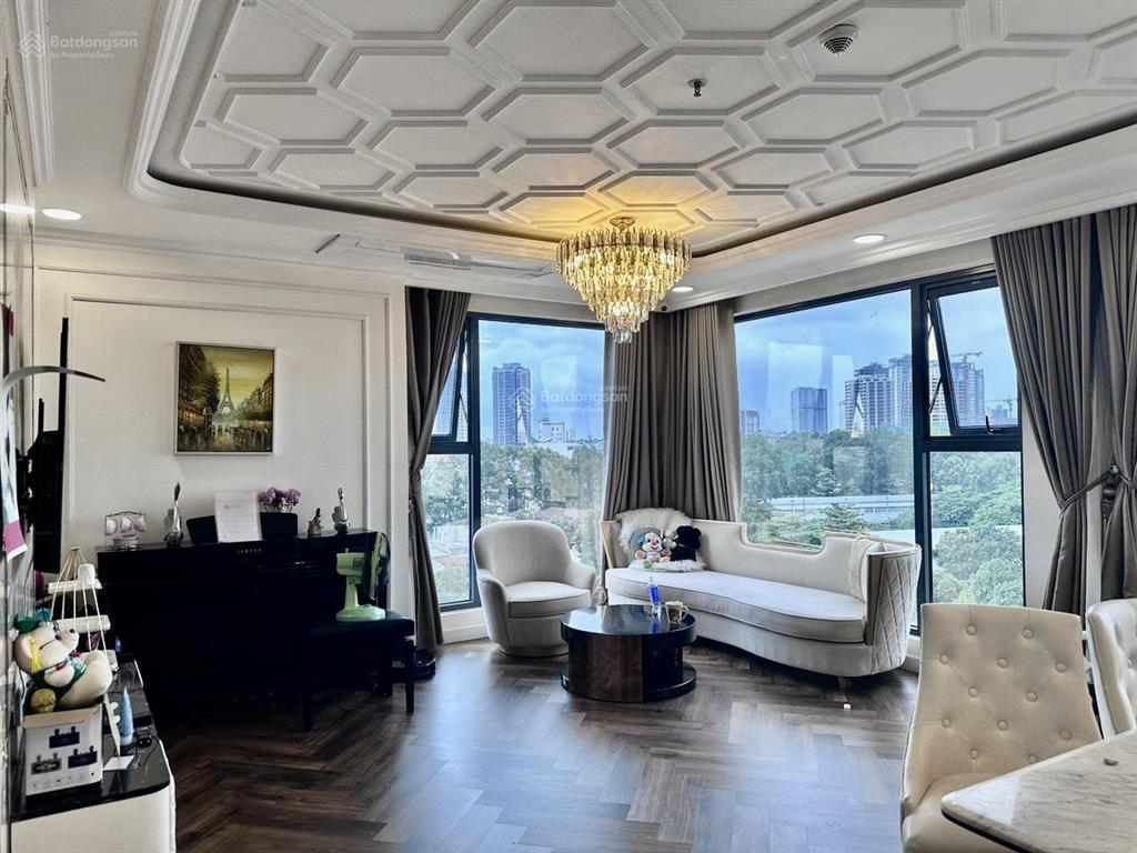 Bán gấp căn hộ kingston quận phú nhuận, 130m2, 3pn, tặng nt, giá bán 10,8 tỷ,  0936 822 ***