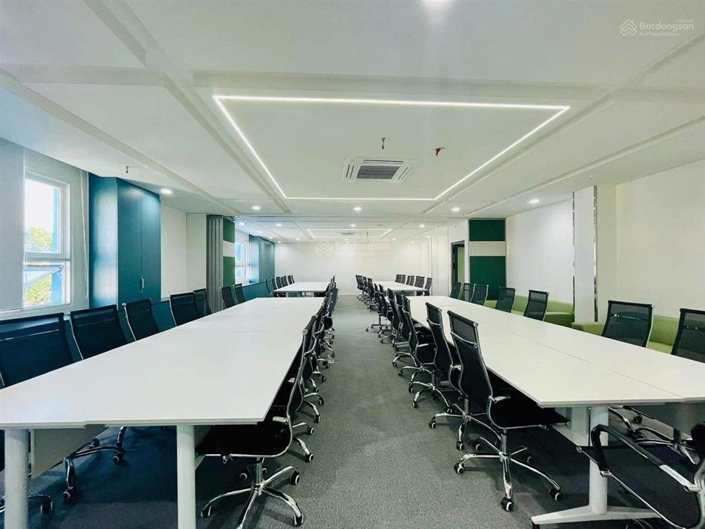 Cần cho thuê sàn văn phòng thương mại diện tích lớn 2000m2/sàn tại trung tâm quận 10 0906 970 ***
