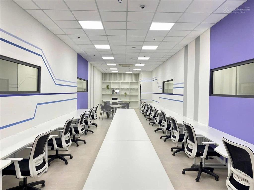 Cần cho thuê sàn văn phòng thương mại diện tích lớn 2000m2/sàn tại trung tâm quận 10 0906 970 ***