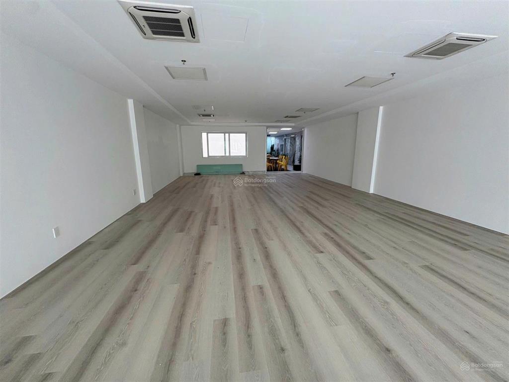 Bql tòa nhà 90 lê văn duyệt cho thuê mb thương mại & văn phòng (trệt & lửng 160m2)  0906 970 ***