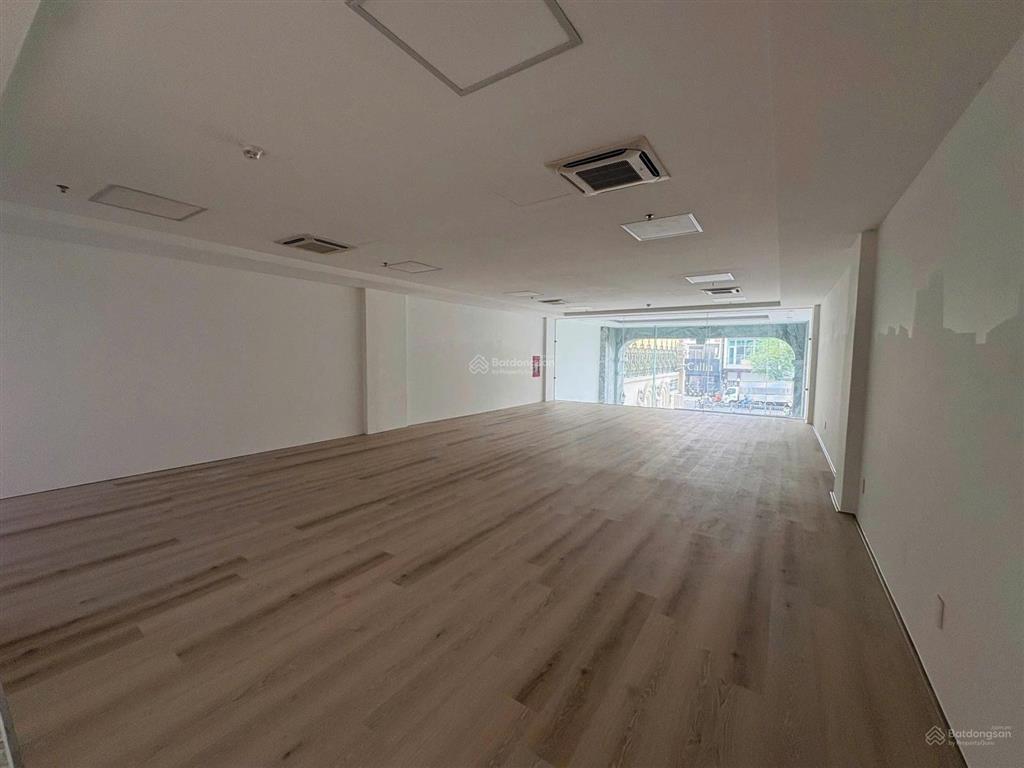 Bql tòa nhà 90 lê văn duyệt cho thuê mb thương mại & văn phòng (trệt & lửng 160m2)  0906 970 ***