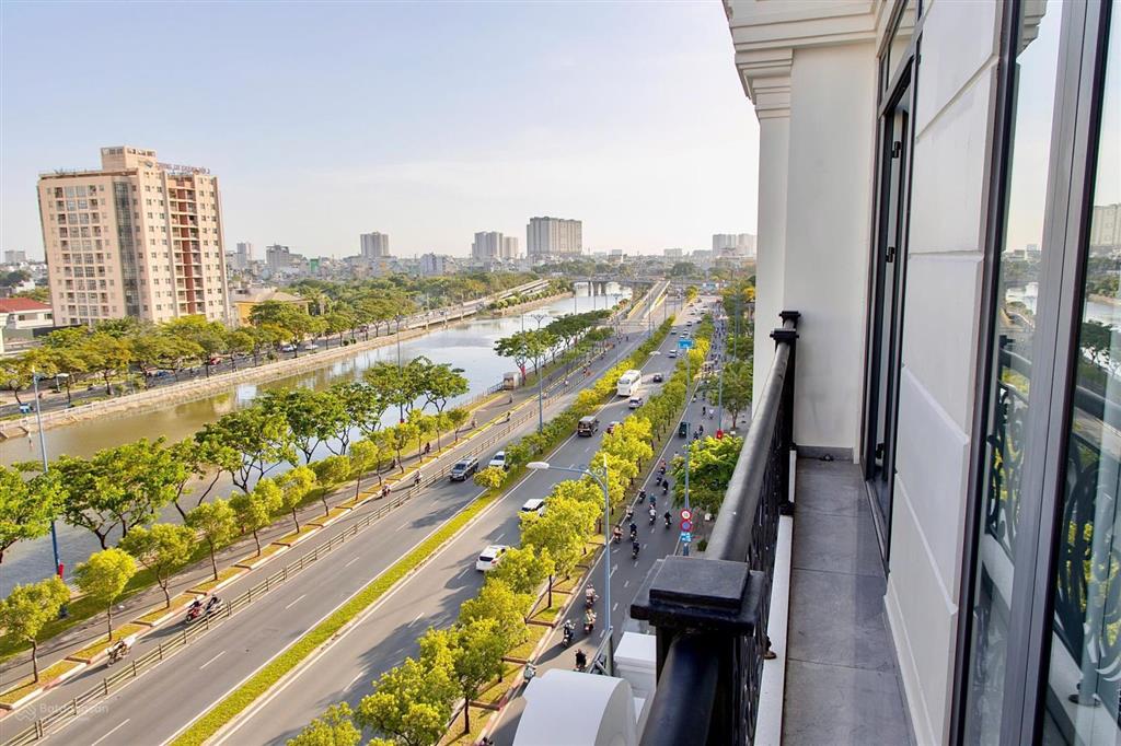 Cần cho thuê sàn văn phòng full nội thất & có sẵn fitout 03 phòng tại mt võ văn kiệt  0906 970 ***