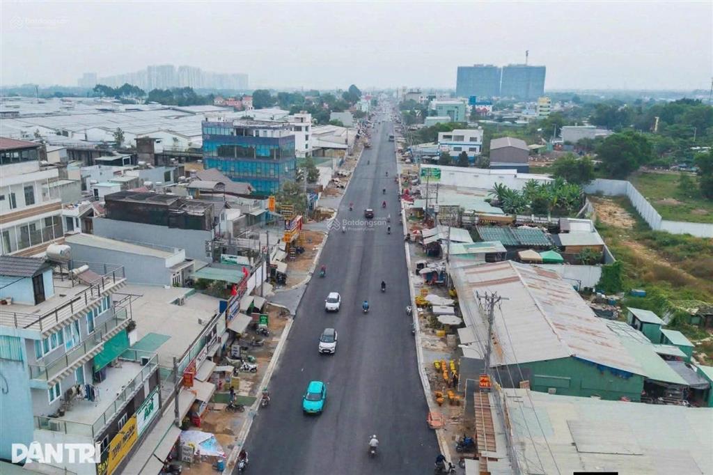 Căn hộ hoa hậu đẹp 2 pn 88m2 elysian, có ô đậu xe ô tô, giá 5,850 tỷ, bancony dài view hồ bơi