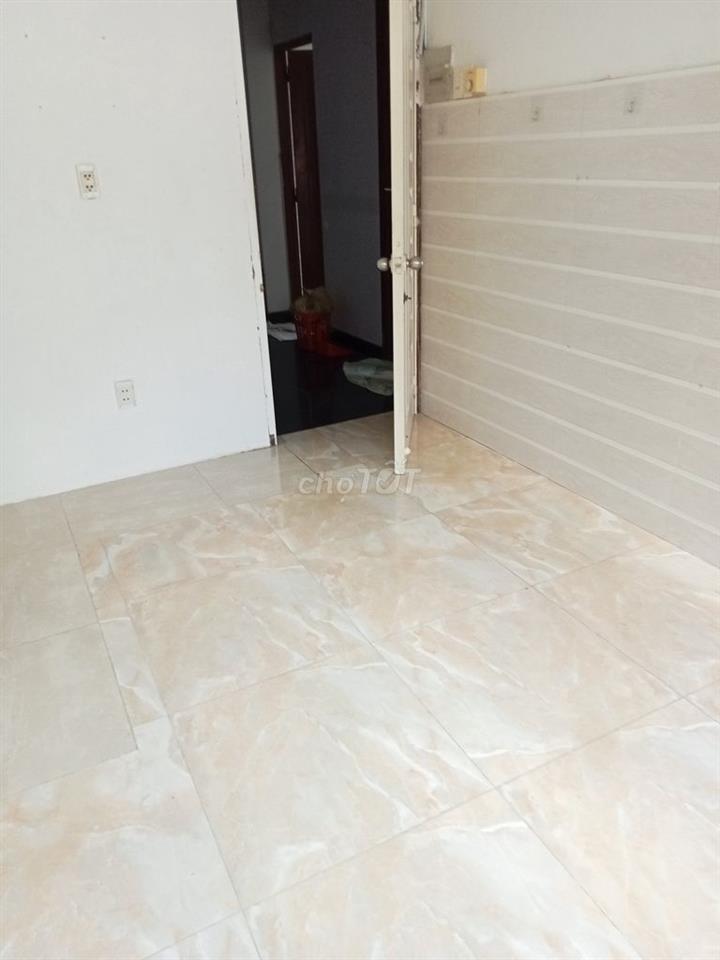 Phòng tại 1014/68 Cách Mạng Tháng 8 