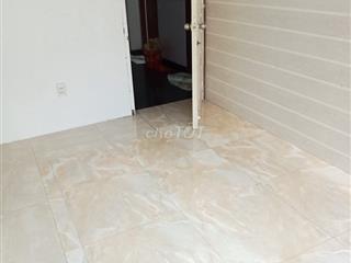 Phòng tại 1014/68 Cách Mạng Tháng 8 