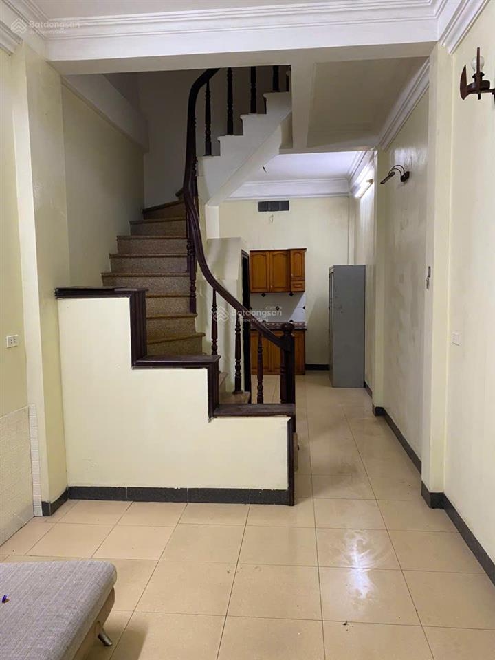 Chính chủ cho thuê nhà riêng ngõ 187 hồng hà, ngay cạnh chợ long biên giá rẻ 0902 175 ***