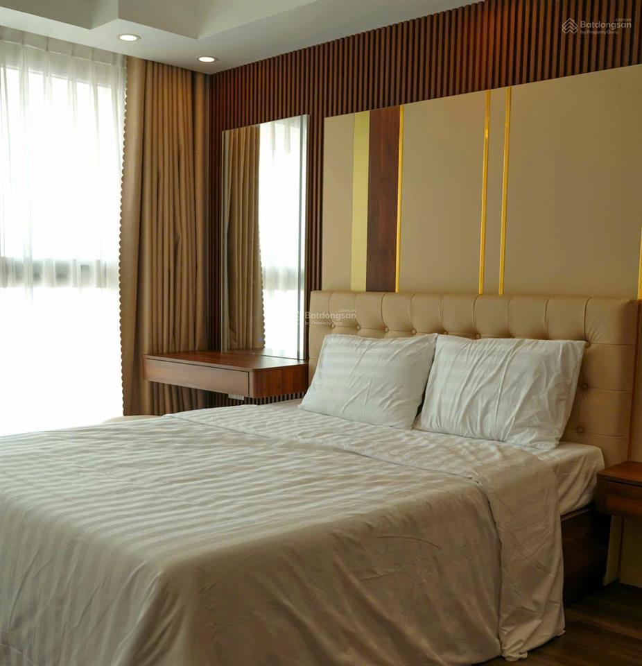 Căn góc hiyori giá siêu rẻ, hiếm có trên thị trường. giá chỉ 5,5 tỷ.  ngay 0905 257 ***