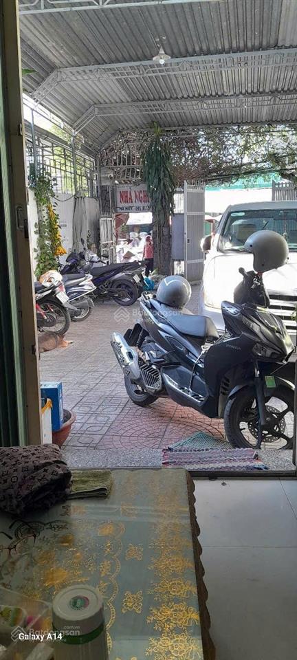 Bán nhà nghỉ 4 tầng (35 phòng) mặt tiền nguyễn xiển, bắc nha trang dòng tiền ổn định