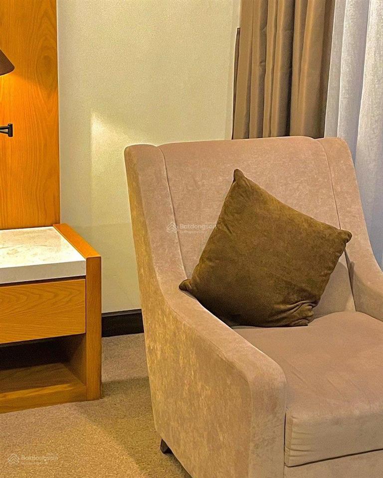 Vì lý do cá nhân tôi là cần bán căn 2pn tầng cao à la carte, view trực diện biển mỹ khê, đà nẵng