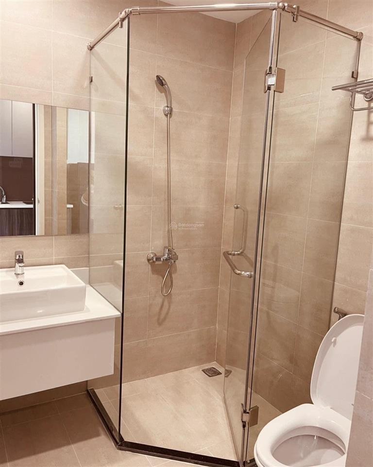 Chính chủ cần cho thuê gấp studio 38m2 giá chỉ 9.000.000 vnđ