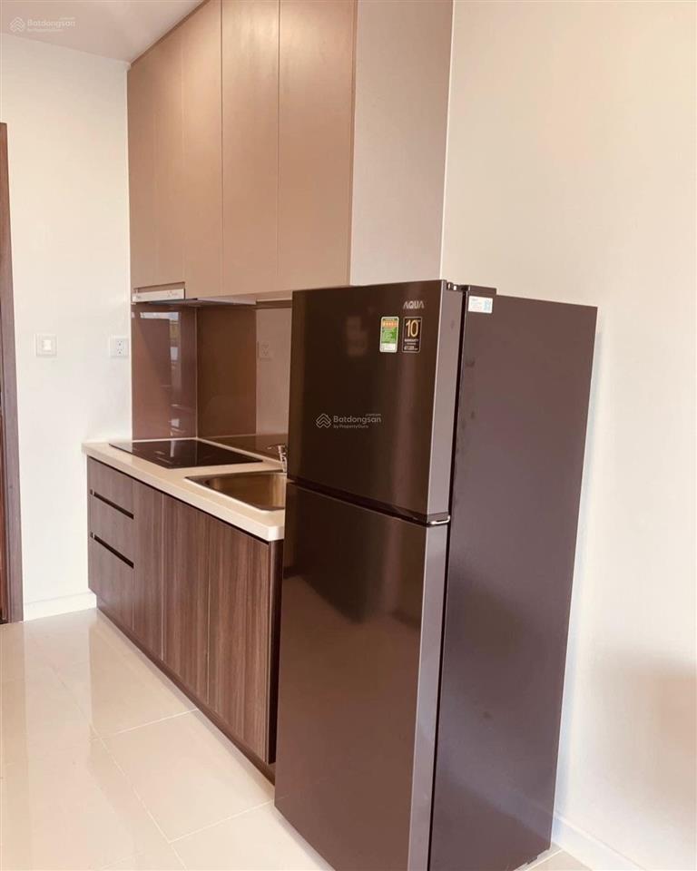 Chính chủ cần cho thuê gấp studio 38m2 giá chỉ 9.000.000 vnđ