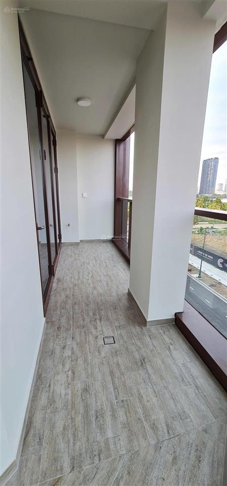 Suất spa  galleria góc 3pn  143m². chỉ 37 tỷ  view landmark  tháp 99 tầng  full nt