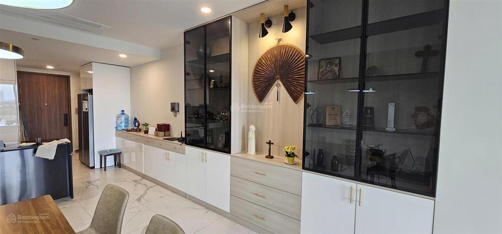 Suất spa  galleria góc 3pn  143m². chỉ 37 tỷ  view landmark  tháp 99 tầng  full nt