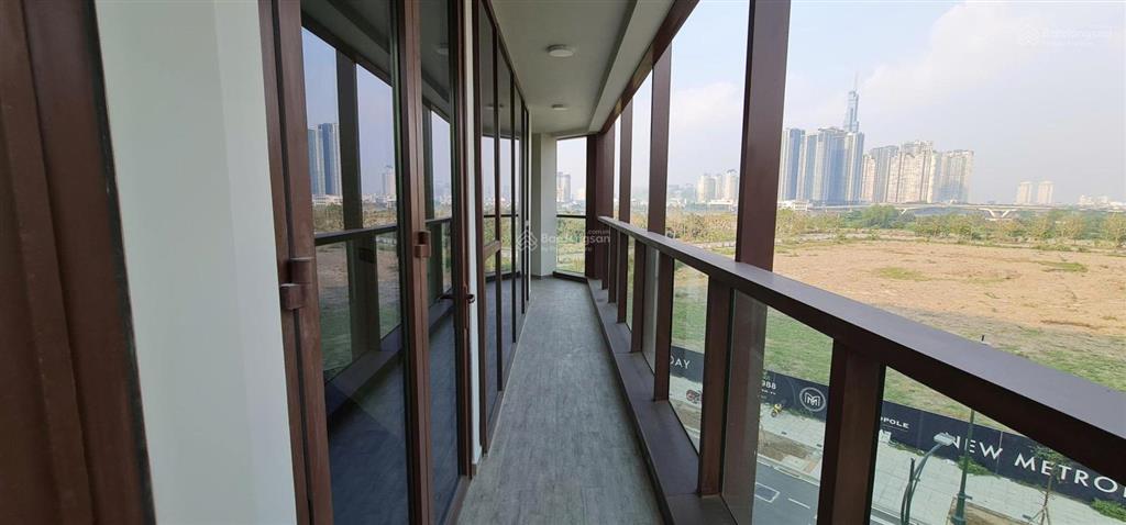 Suất spa  galleria góc 3pn  143m². chỉ 37 tỷ  view landmark  tháp 99 tầng  full nt