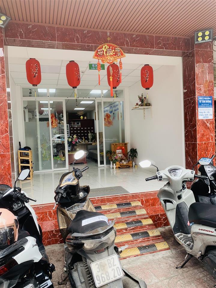 Mặt tiền đường nguyễn trãi 5 tầng thang máy, dòng tiền tốt. giá 39 tỷ