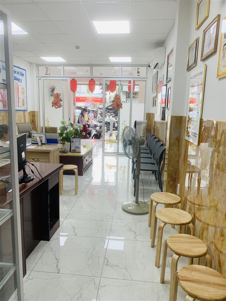 Mặt tiền đường nguyễn trãi 5 tầng thang máy, dòng tiền tốt. giá 39 tỷ