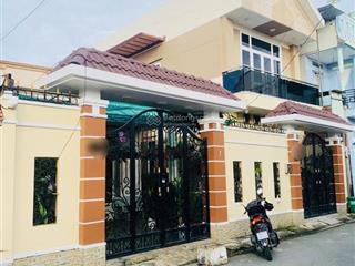 Rất rẻ.. 2 căn nhà..1 căn biệt thự..1 căn cấp 4 chính chủ xây..3 tầng ngang lên đến 13m..chỉ 13 tỷ